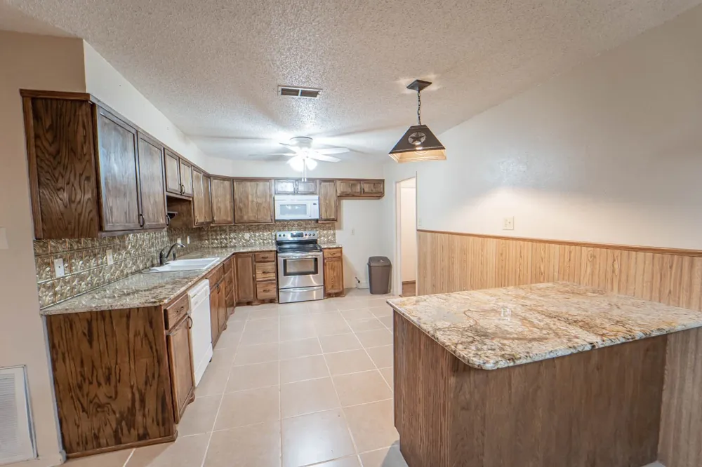2410 Sha Lane Breckenridge, TX 76424