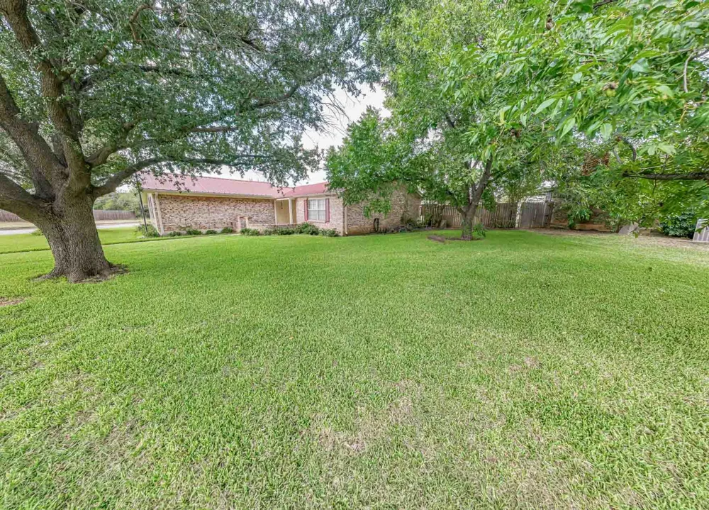 2410 Sha Lane Breckenridge, TX 76424