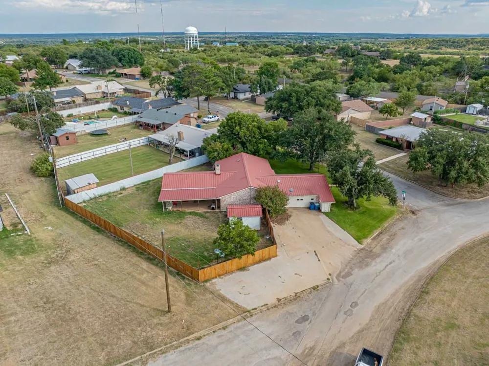 2410 Sha Lane Breckenridge, TX 76424