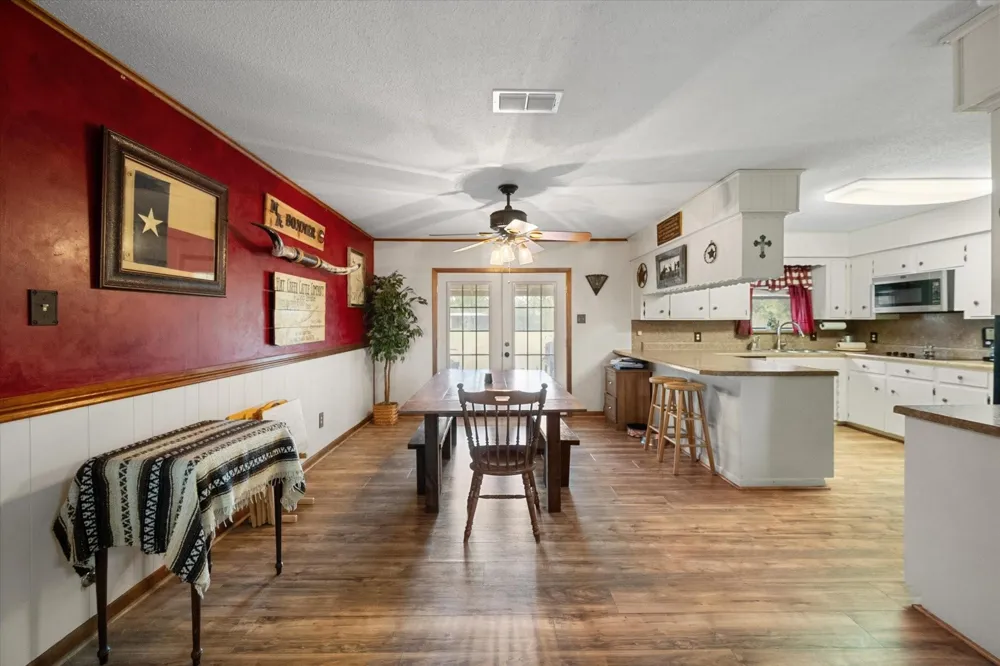 230 FCR 141 Streetman, TX 75859