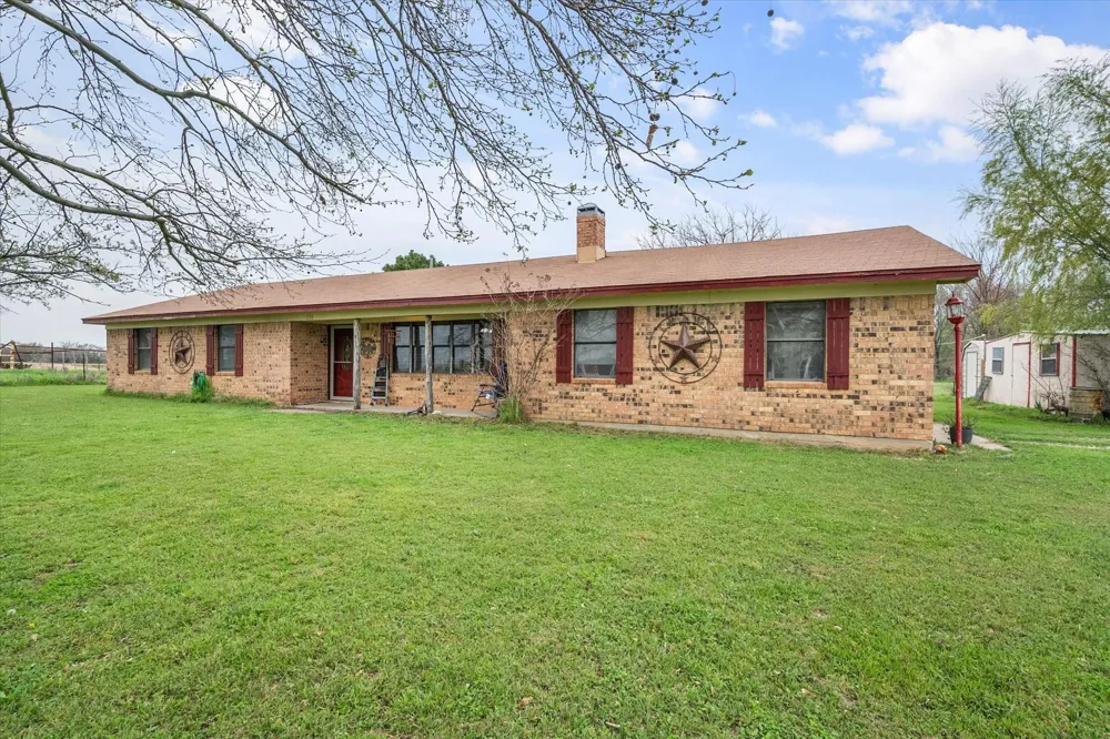 230 FCR 141 Streetman, TX 75859