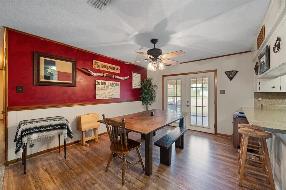 230 FCR 141 Streetman, TX 75859