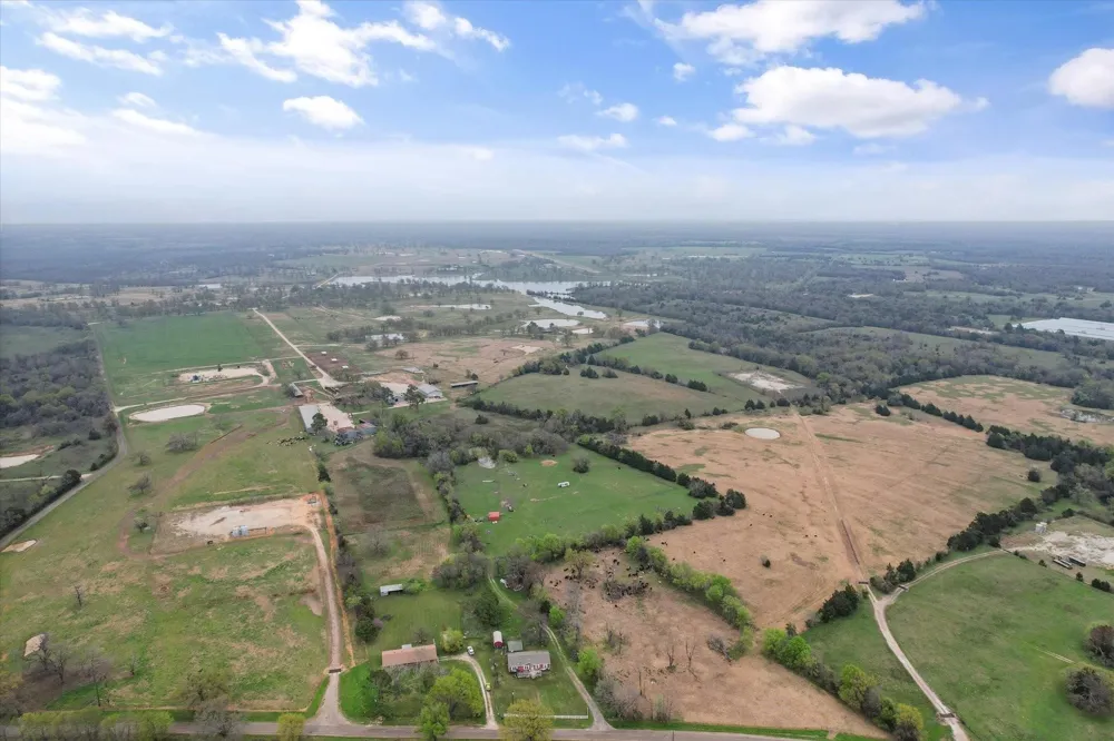 230 FCR 141 Streetman, TX 75859