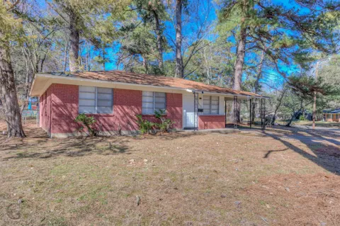 3002 Hoyte Drive