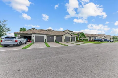 5685 PALMER CIRCLE #105