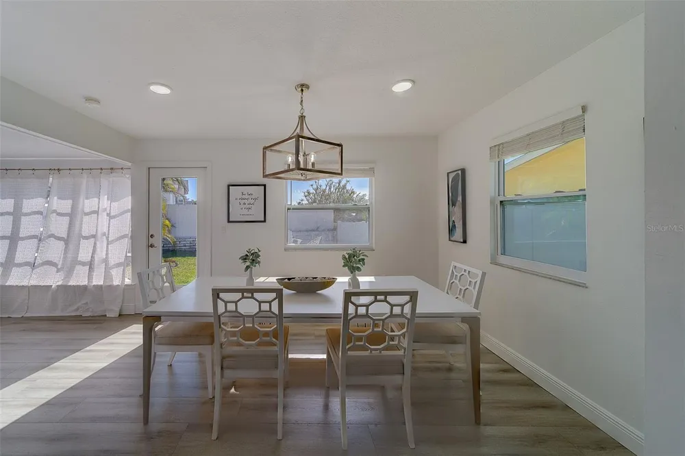 2109 BAYSHORE DRIVE Belleair Beach, FL 33786