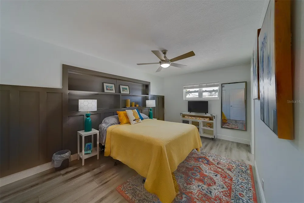 2109 BAYSHORE DRIVE Belleair Beach, FL 33786