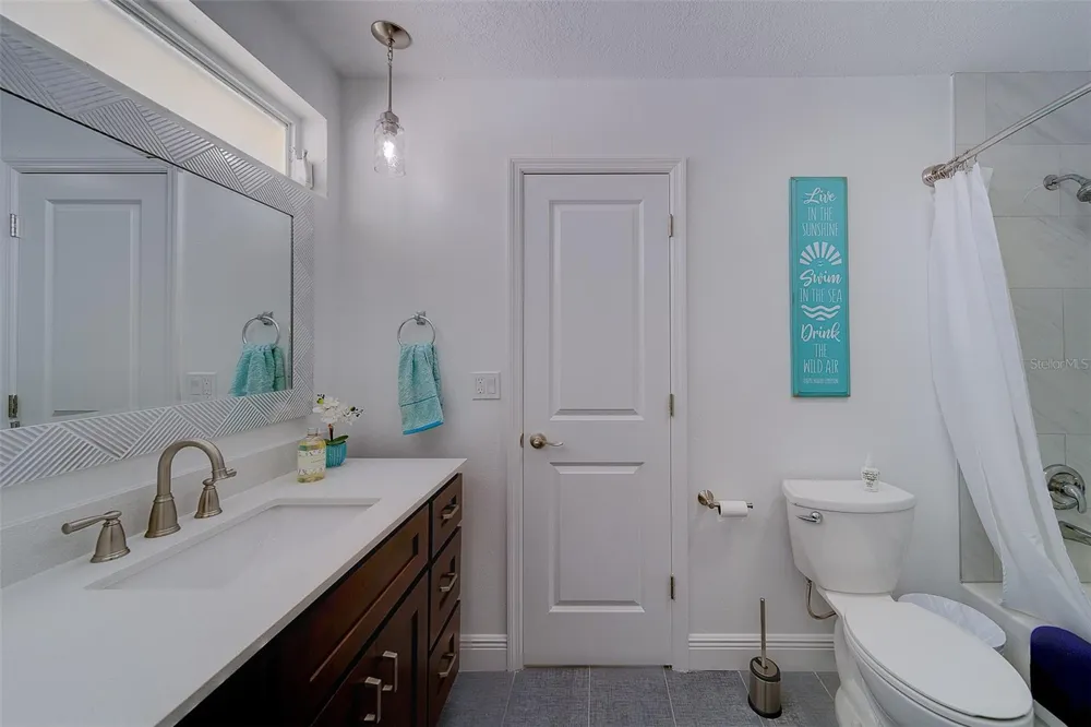 2109 BAYSHORE DRIVE Belleair Beach, FL 33786
