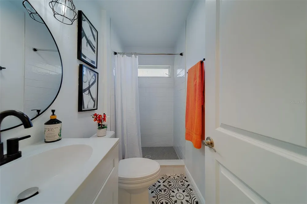 2109 BAYSHORE DRIVE Belleair Beach, FL 33786