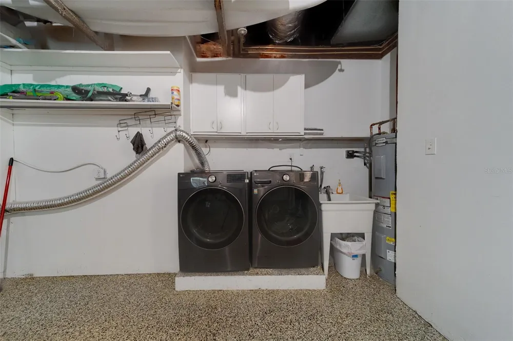 2109 BAYSHORE DRIVE Belleair Beach, FL 33786