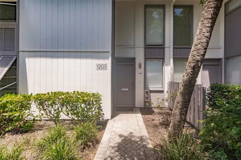 1205 E PEPPERTREE DRIVE #232