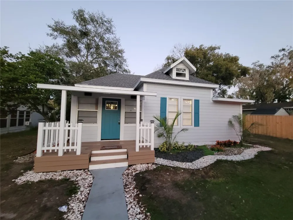 5548 11TH STREET Zephyrhills, FL 33542