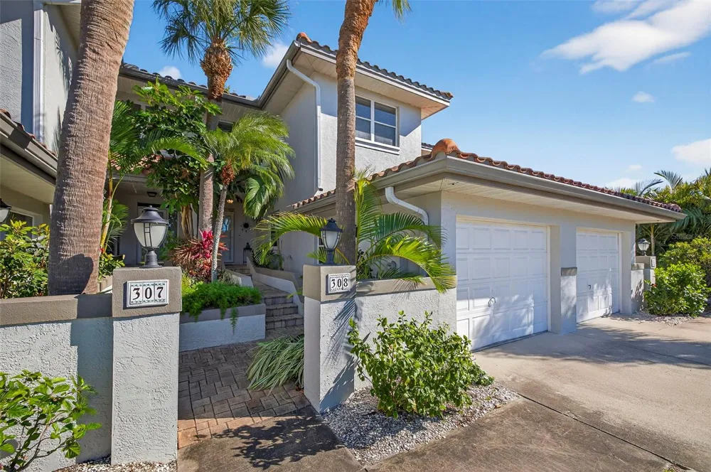 903 PINELLAS BAYWAY S #308 Tierra Verde, FL 33715
