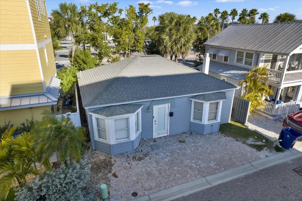 39 181ST AVENUE W Redington Shores, FL 33708