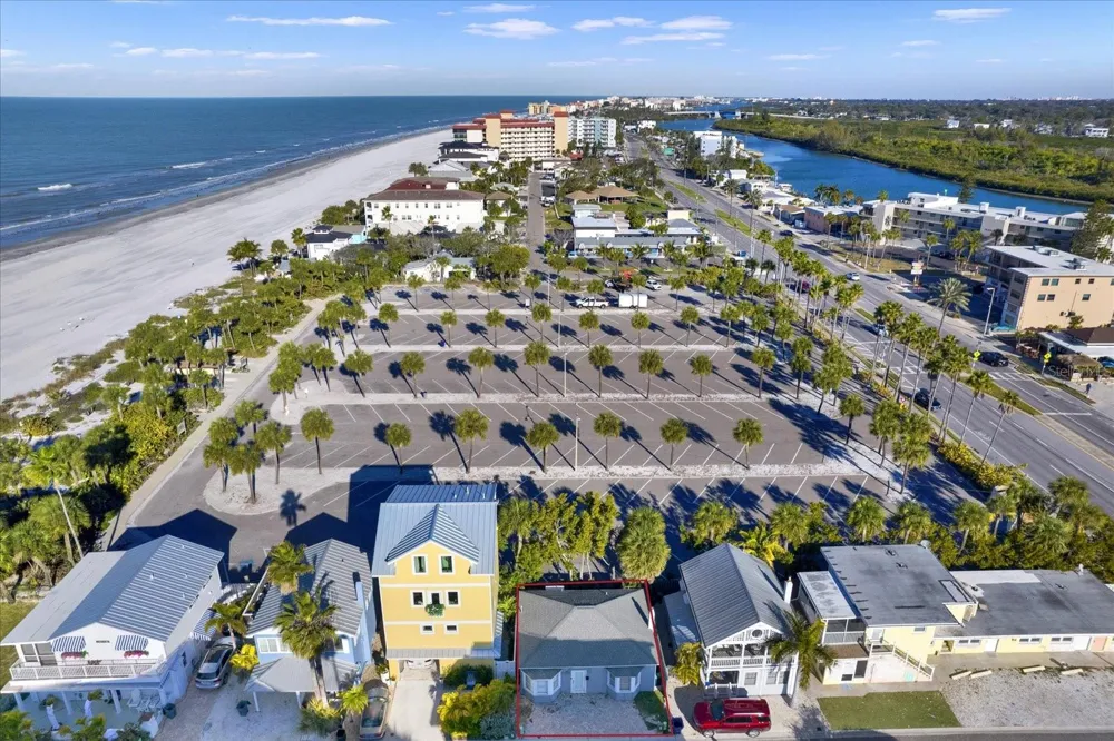 39 181ST AVENUE W Redington Shores, FL 33708