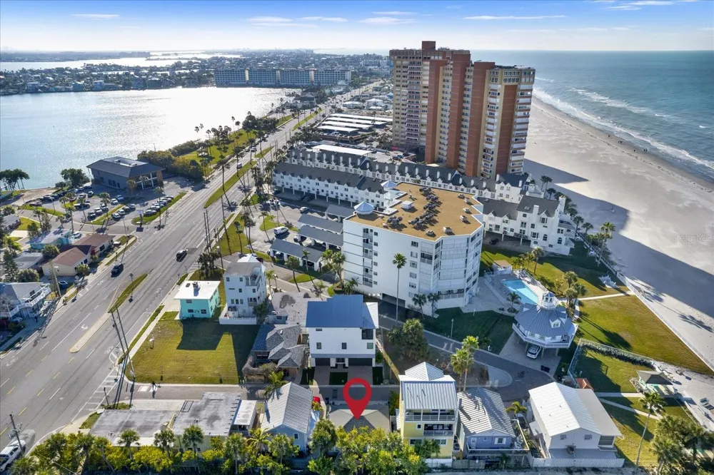39 181ST AVENUE W Redington Shores, FL 33708