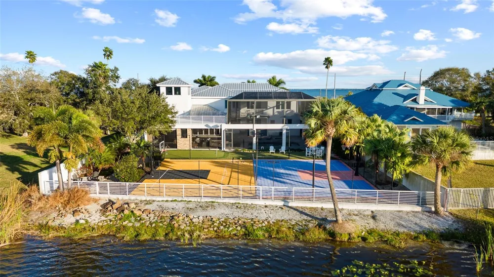 951 S BAYSHORE BOULEVARD Safety Harbor, FL 34695