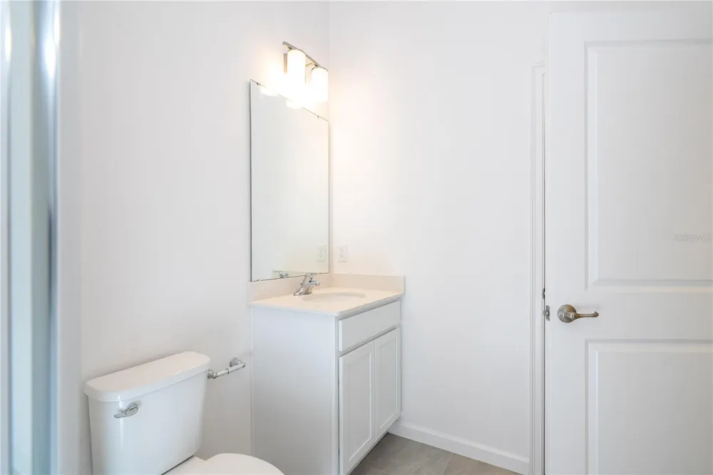 10580 EBB TIDE LANE Orlando, FL 32821