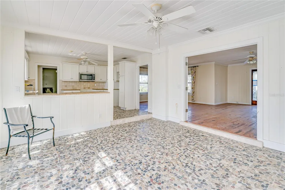 16029 REDINGTON DRIVE Redington Beach, FL 33708
