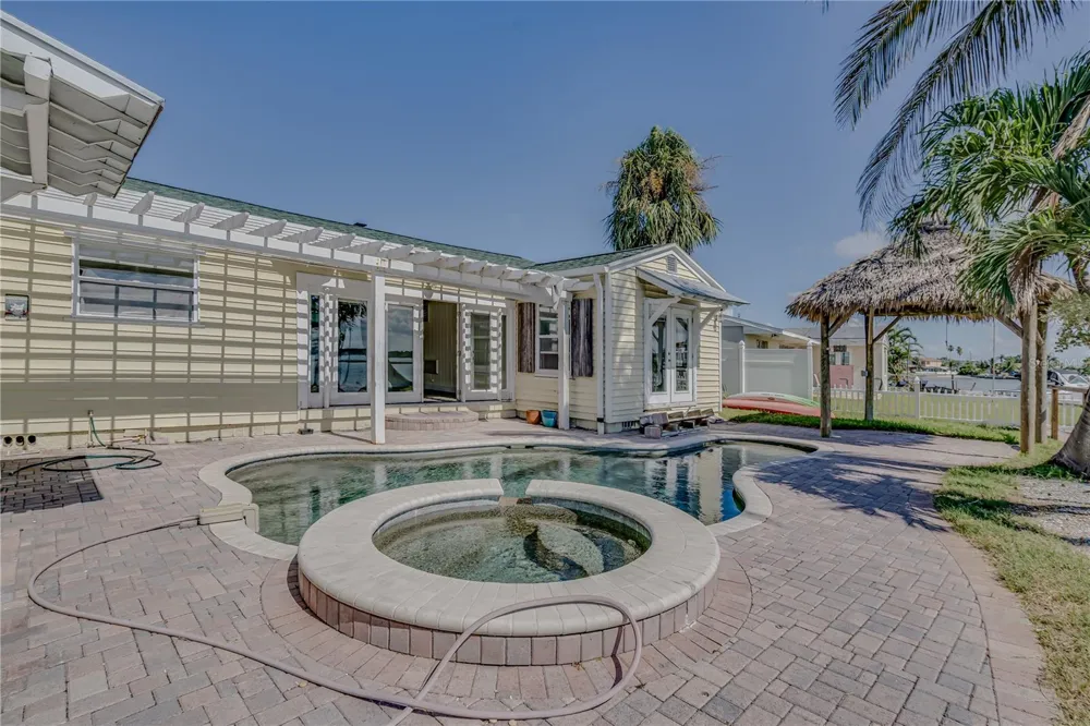 16029 REDINGTON DRIVE Redington Beach, FL 33708