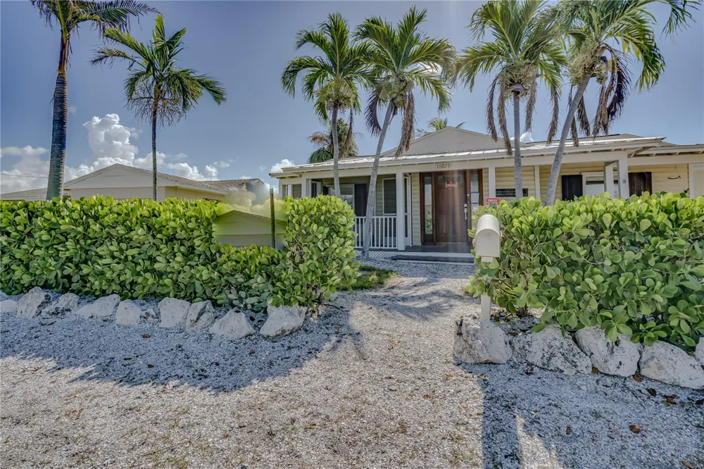 16029 REDINGTON DRIVE Redington Beach, FL 33708