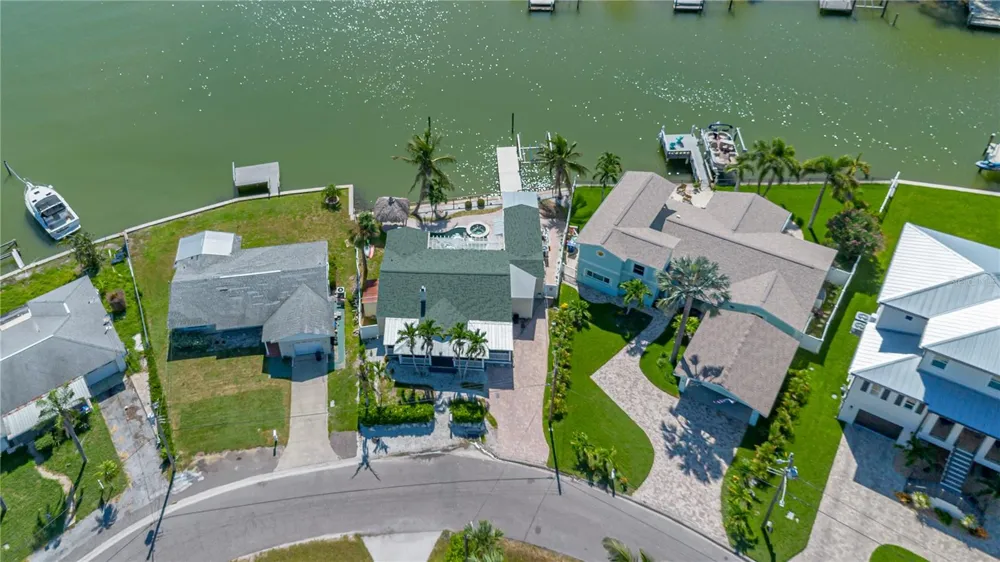 16029 REDINGTON DRIVE Redington Beach, FL 33708