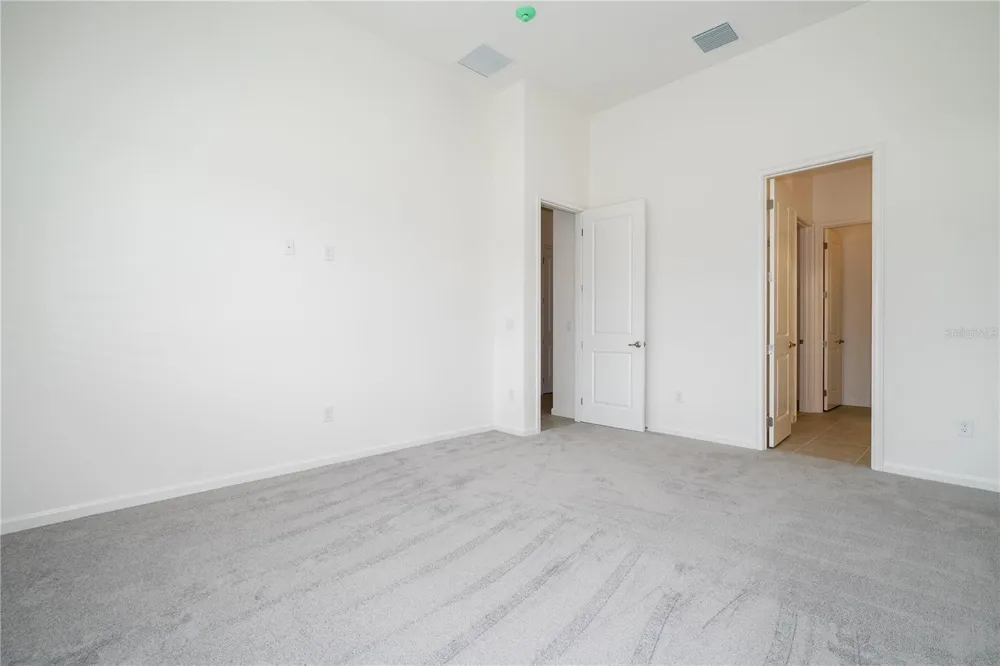 5674 HIGH SEAS DRIVE Orlando, FL 32821