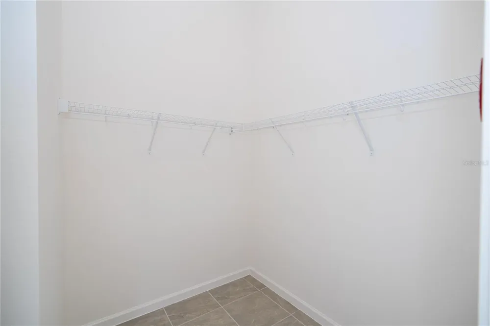 5674 HIGH SEAS DRIVE Orlando, FL 32821