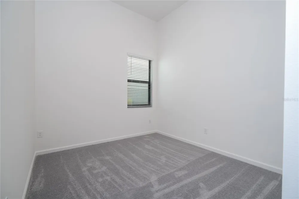5674 HIGH SEAS DRIVE Orlando, FL 32821