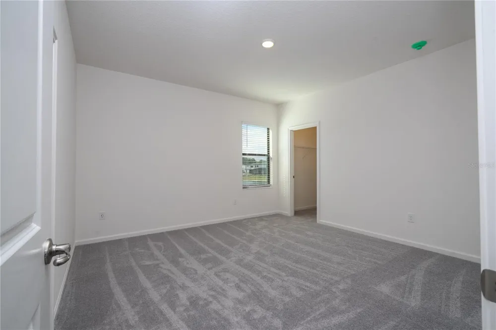 5674 HIGH SEAS DRIVE Orlando, FL 32821