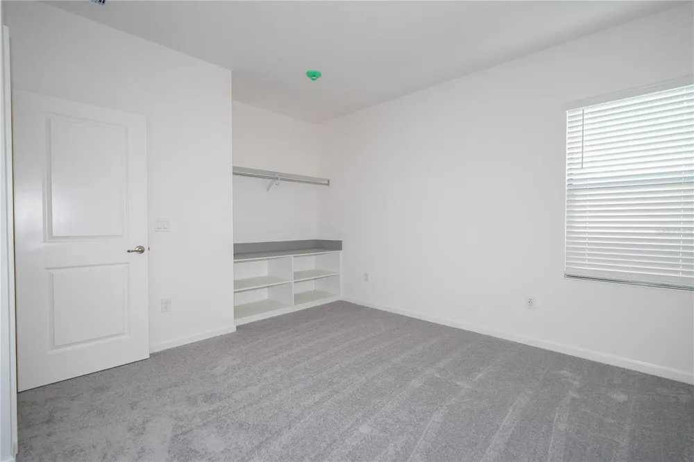 5674 HIGH SEAS DRIVE Orlando, FL 32821