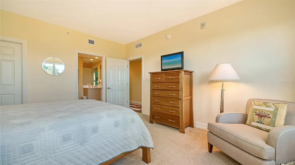 3621 N POINT ROAD #301 Osprey, FL 34229