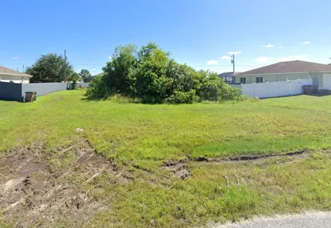 937 NW 5TH PLACE