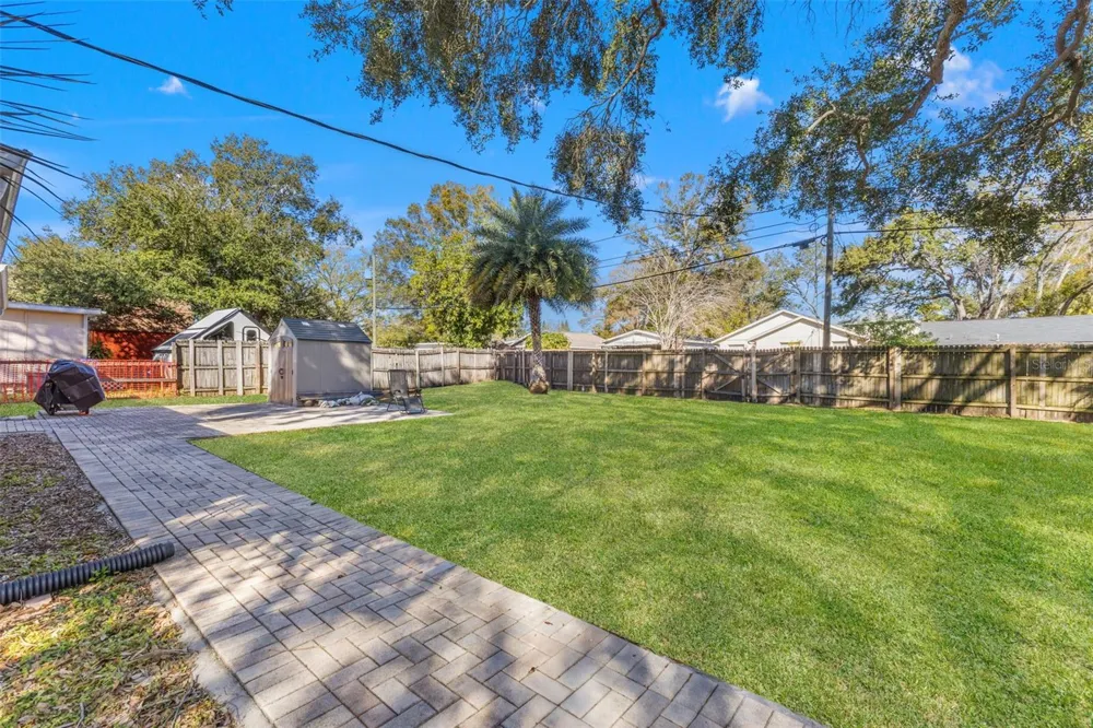 1747 26TH AVENUE St Petersburg, FL 33713