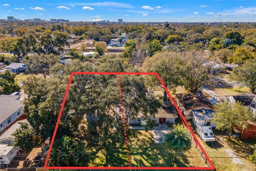 1747 26TH AVENUE St Petersburg, FL 33713