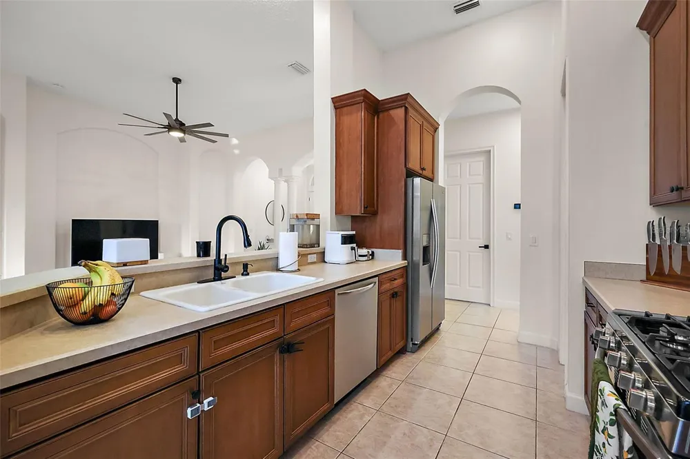 9930 SANTA BARBARA COURT Howey In The Hills, FL 34737