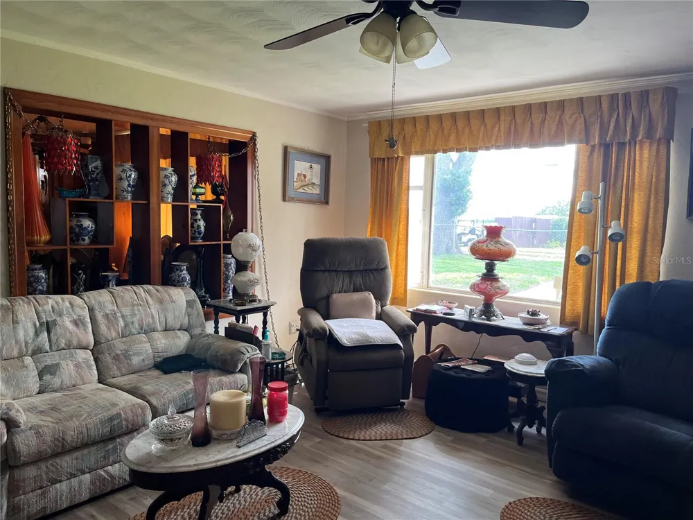 2004 S RIVERSIDE DRIVE Edgewater, FL 32141