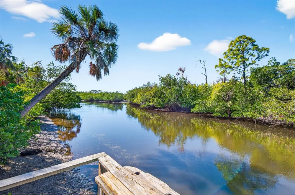2619 RIVER BEND DRIVE Ruskin, FL 33570