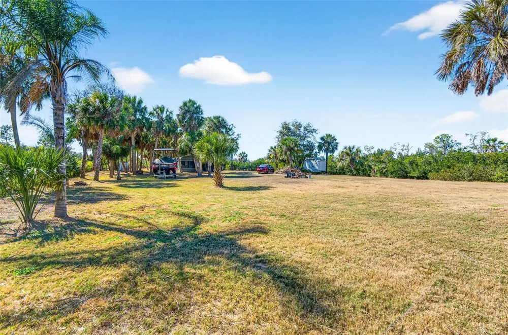 2619 RIVER BEND DRIVE Ruskin, FL 33570