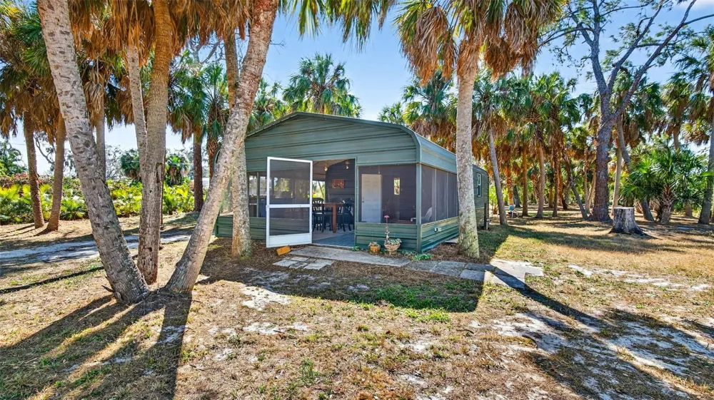 2619 RIVER BEND DRIVE Ruskin, FL 33570
