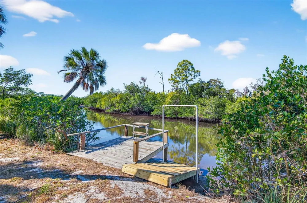 2619 RIVER BEND DRIVE Ruskin, FL 33570