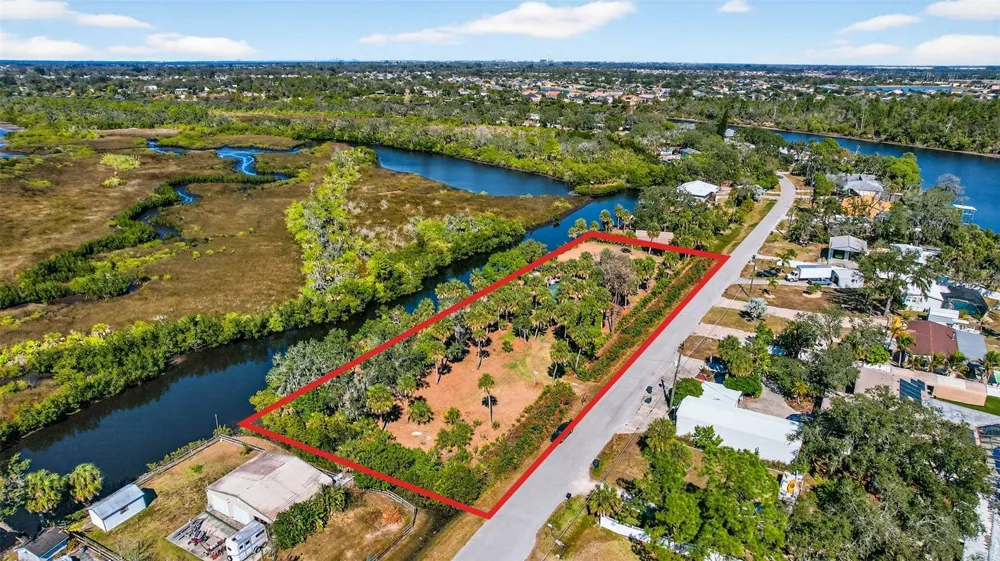 2619 RIVER BEND DRIVE Ruskin, FL 33570