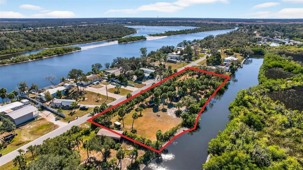 2619 RIVER BEND DRIVE Ruskin, FL 33570