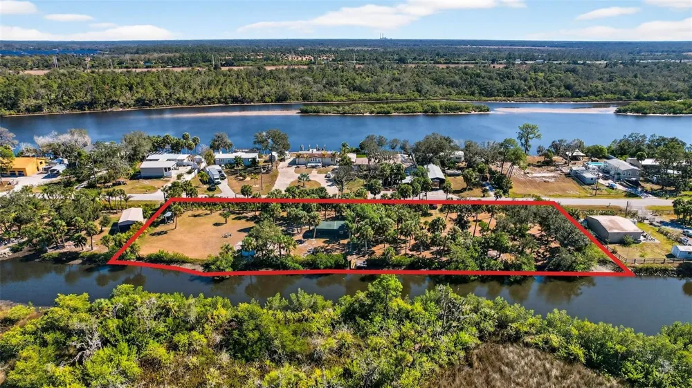 2619 RIVER BEND DRIVE Ruskin, FL 33570