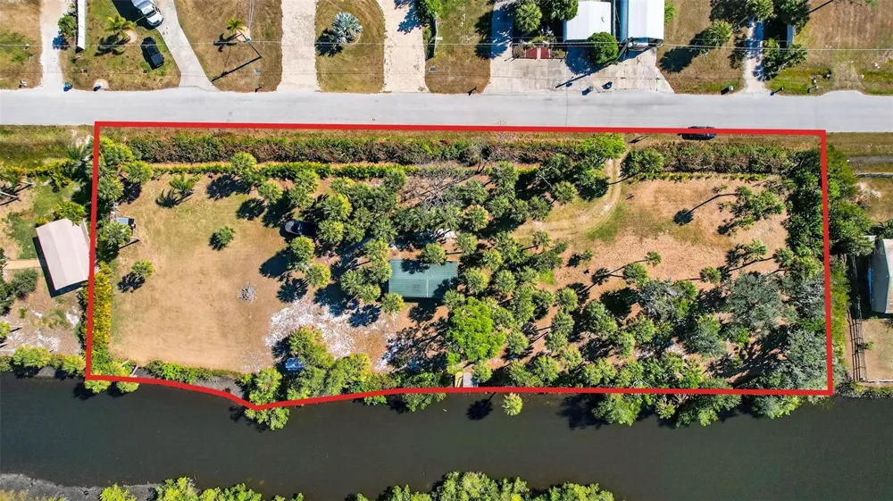 2619 RIVER BEND DRIVE Ruskin, FL 33570