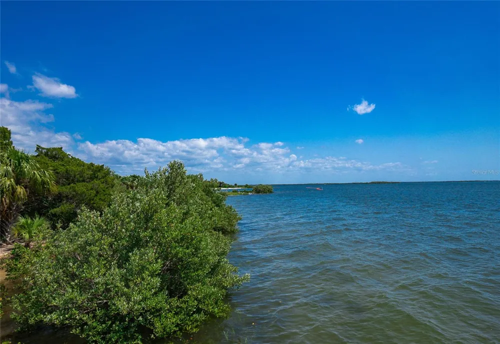464 NE 2ND STREET Crystal River, FL 34429