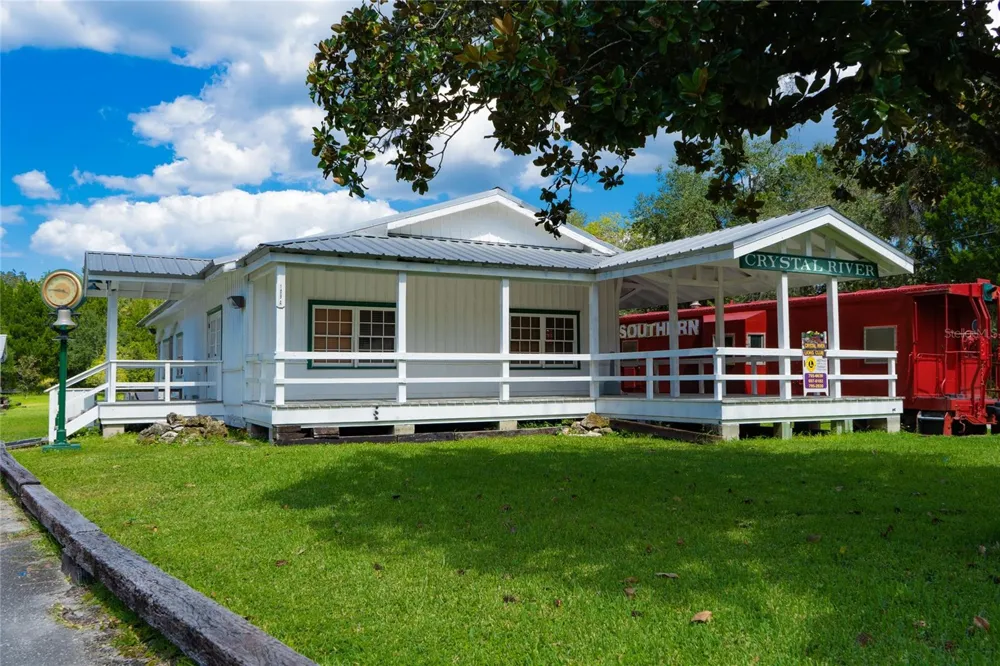 464 NE 2ND STREET Crystal River, FL 34429