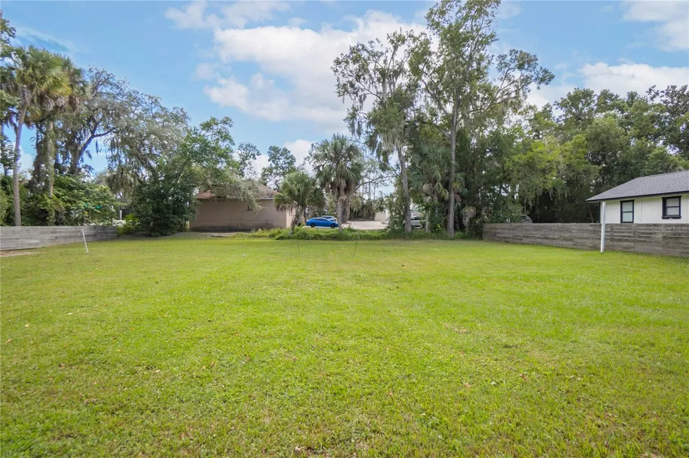 464 NE 2ND STREET Crystal River, FL 34429
