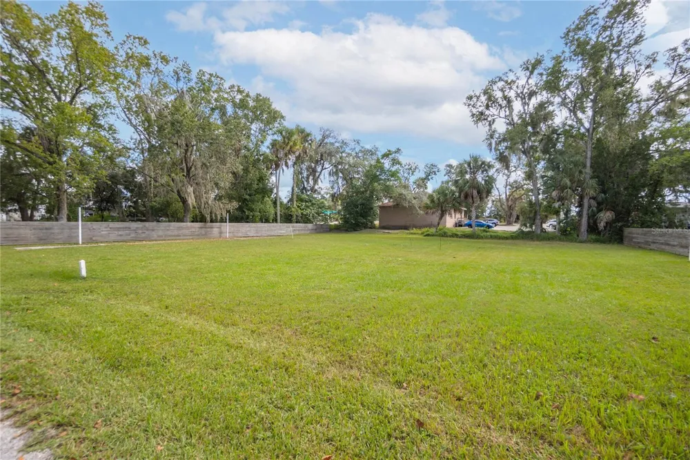 464 NE 2ND STREET Crystal River, FL 34429