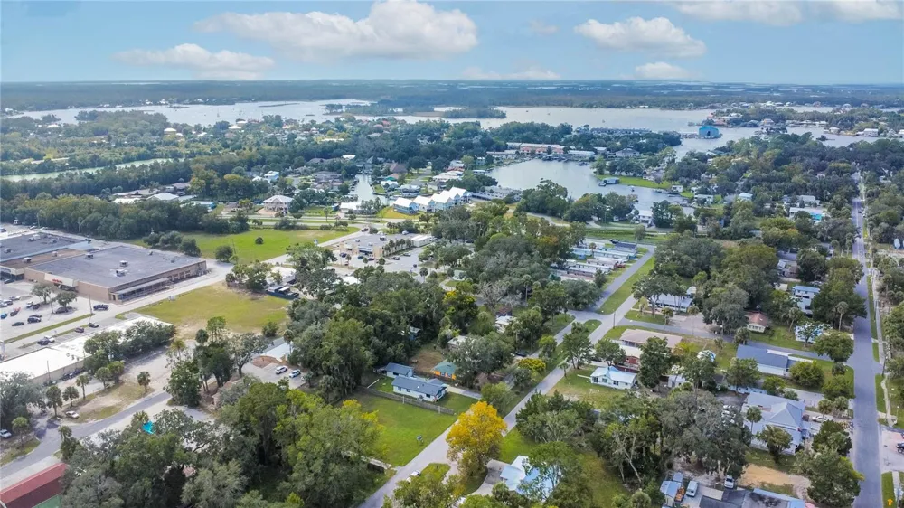 464 NE 2ND STREET Crystal River, FL 34429